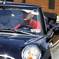 Ben arrives in style, as part of Max Starks' MINI caravan! 
